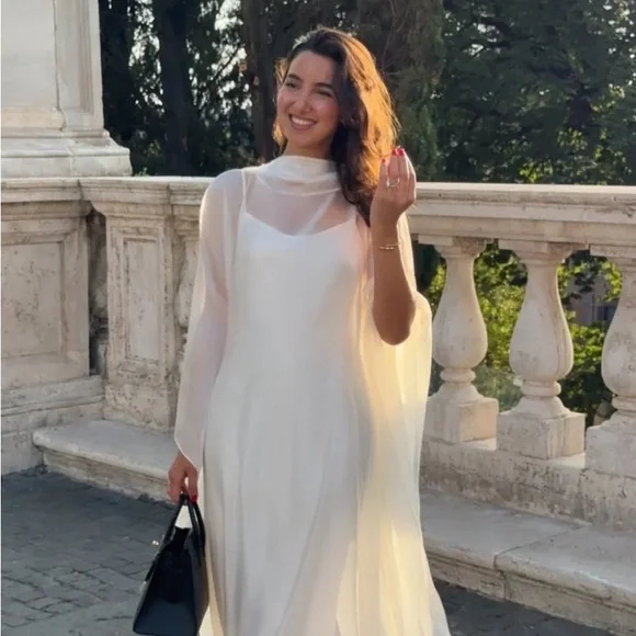 Arotagas Mirenza Dress - Picture 4 of 9